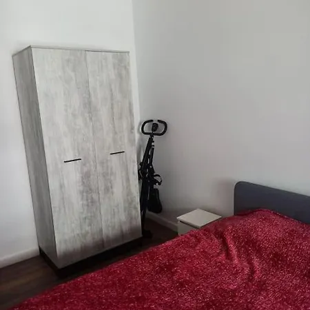 Appartamento Lovely New Near The Historic Center. Vlorë
